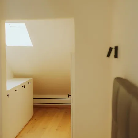 Brueck Residenz - Denkmalwohnung An Der Steinernen Bruecke Lägenhet *