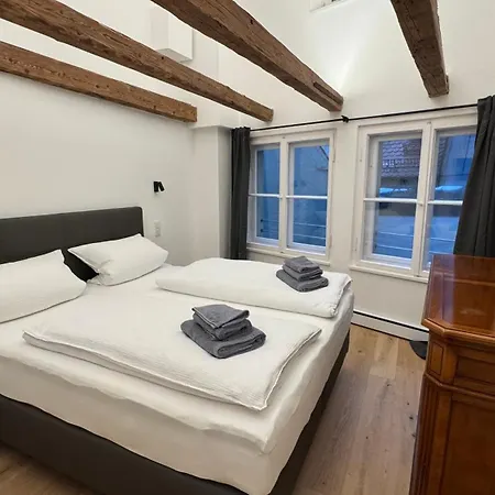 Lägenhet Brueck Residenz - Denkmalwohnung An Der Steinernen Bruecke Regensburg
