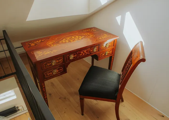 Brueck Residenz - Denkmalwohnung An Der Steinernen Bruecke レーゲンスブルク